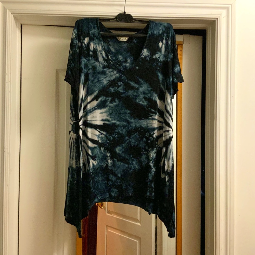 TRYST Tie Dye Loose Fit Lightweight Stretchy Long T-Shirt Short Sleeve Tunic- XL